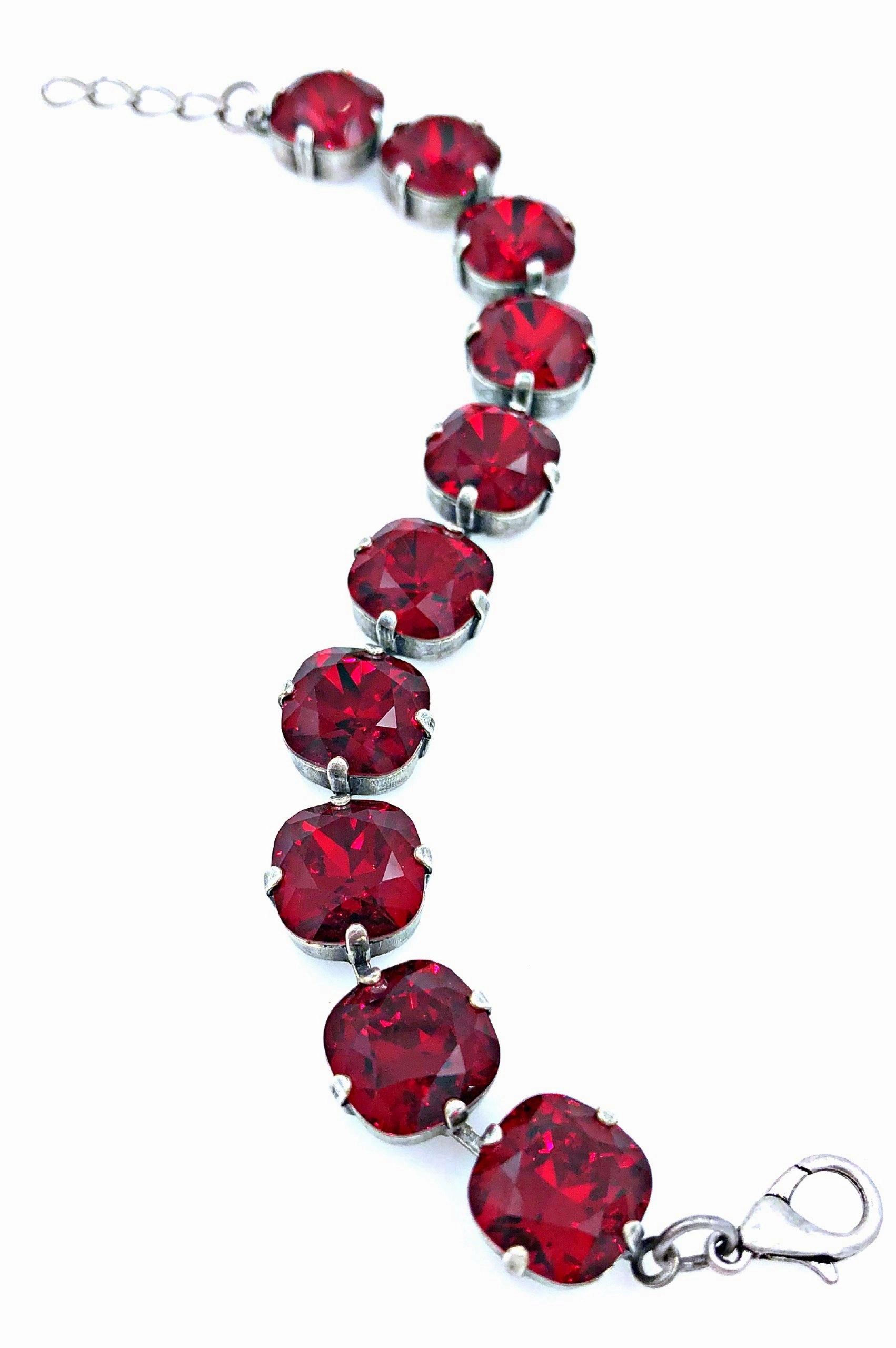 Bracelet – Queen Lipstick Red