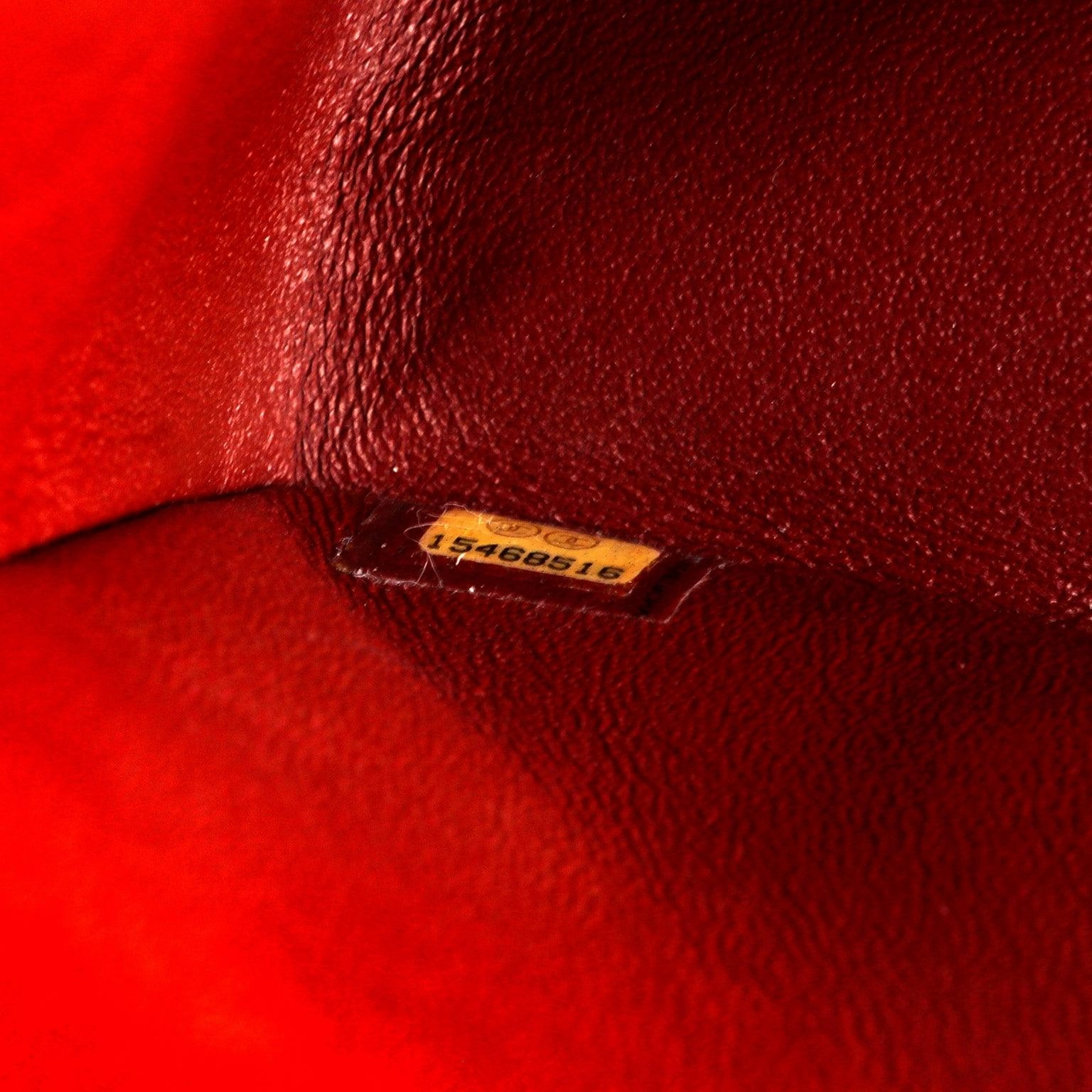 Chanel Lipstick Red Lambskin Jumbo Classic