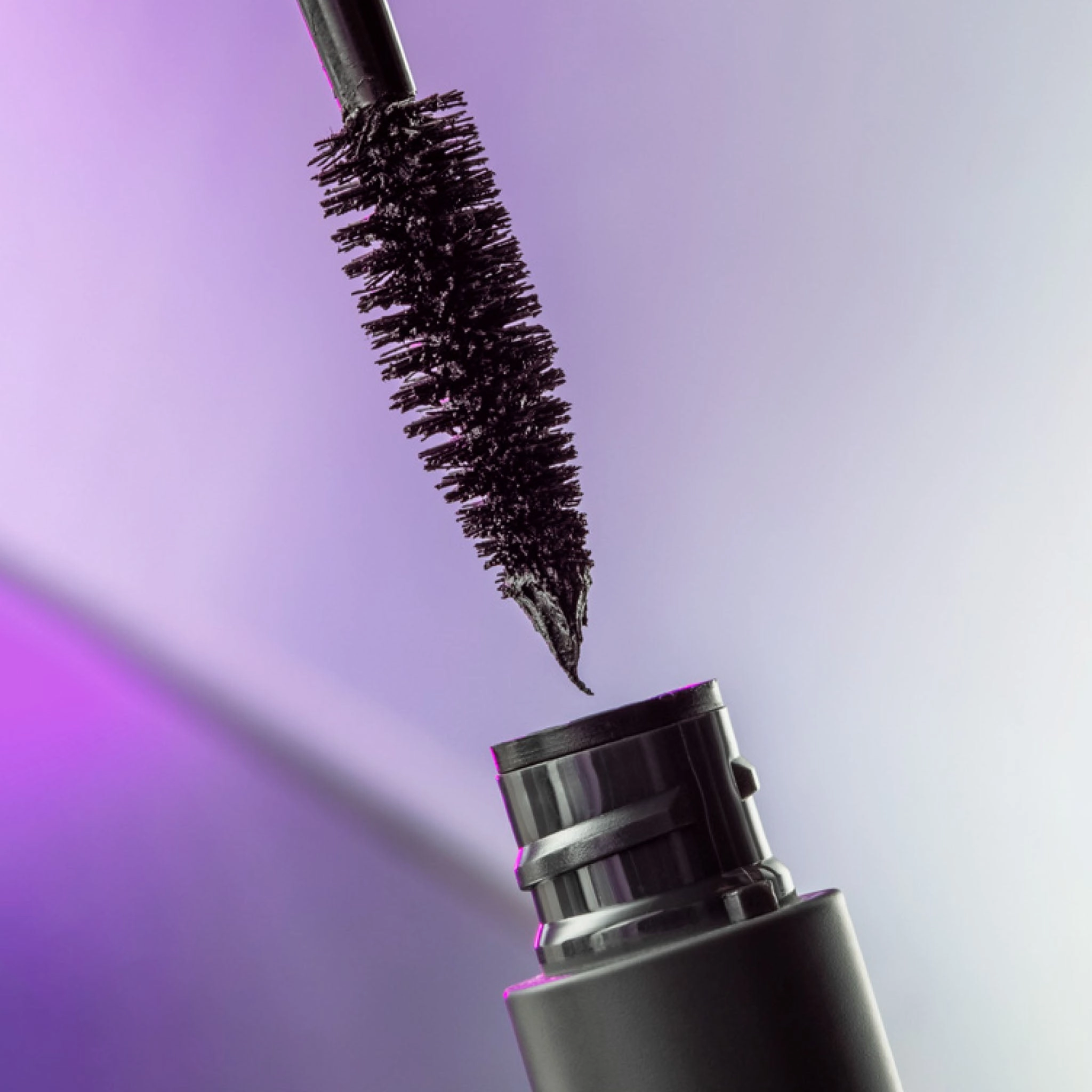 COME CLOSER | Infinite Lash Mascara