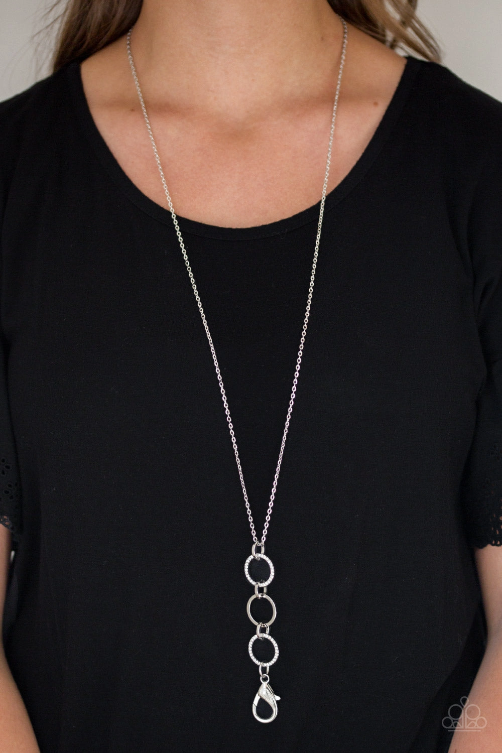 DIVA IN DIAMONDS - WHITE 3 CIRCLES WHITE RHINESTONES LANYARD NECKLACE