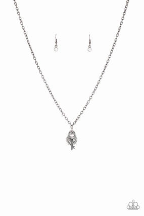 POP AND LOCKET - BLACK HEART LOCK AND KEY NECKLACE