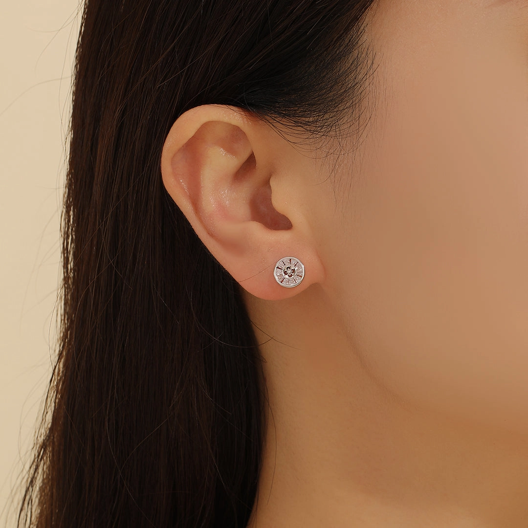 Reet Pehal - Glistening Unity Studs