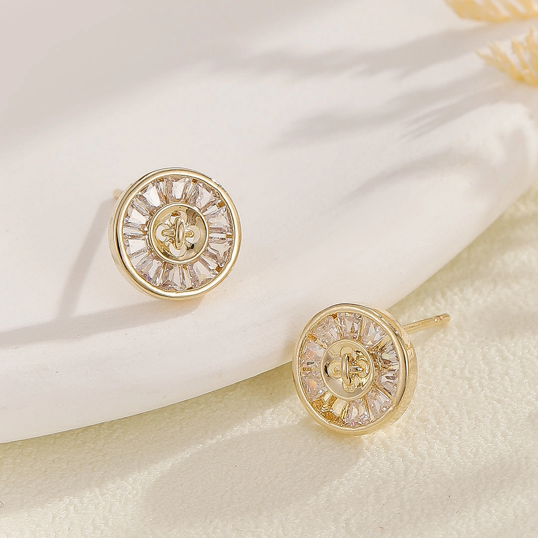 Reet Pehal - Glistening Unity Studs