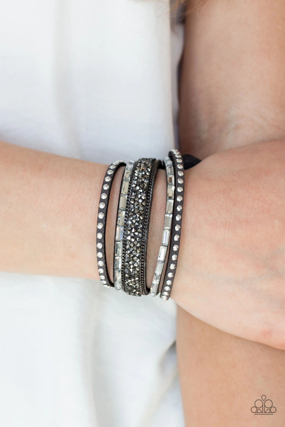 RHINESTONE ROCKER - SILVER
