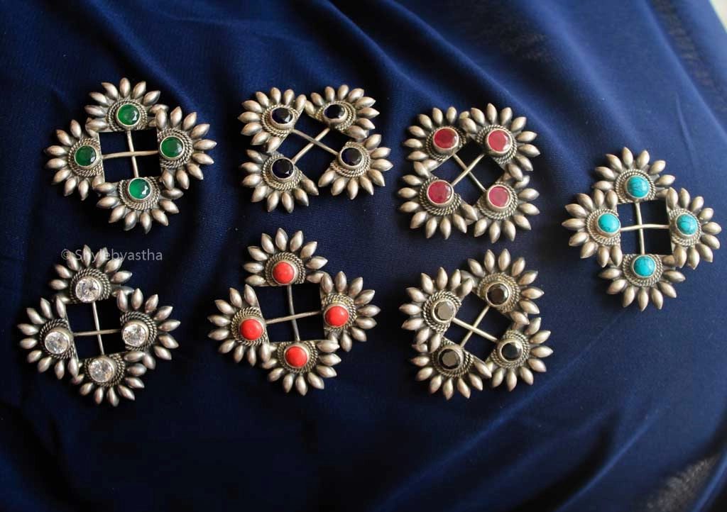 Shiva coral Red  Spiked Bold Studs