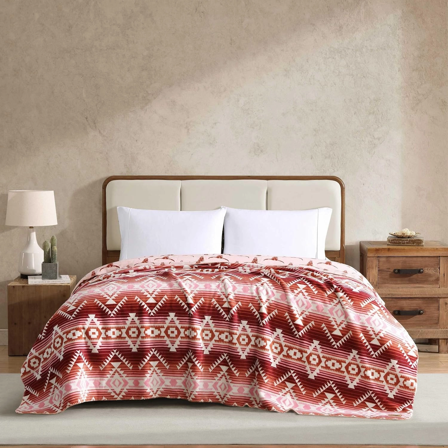 Wrangler - Blanket, Super Soft Reversible Bedding, Yellowstone Inspired, Western Home Essentials for Bed or Couch (Jericho Pink, Twin)